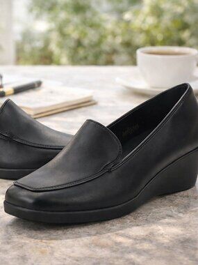 Aerosoles Tart Wedge Loafers Black Moc Toe Comfort Slip On Womens 8.5M NWT